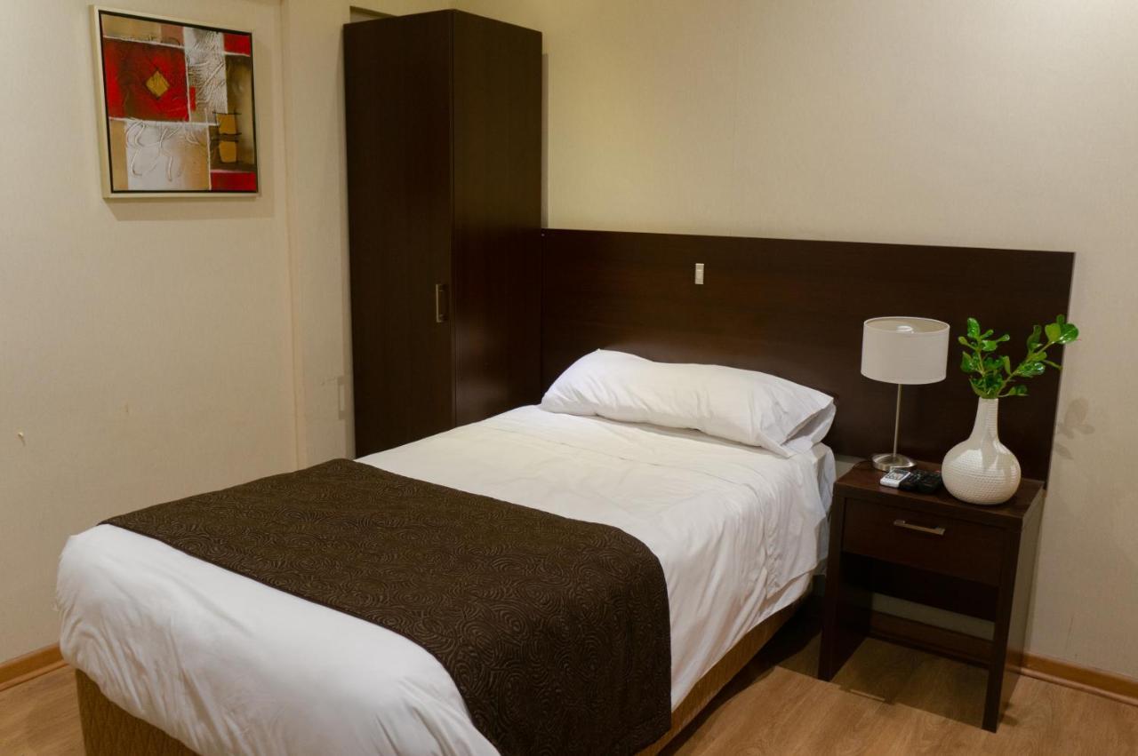 טלקה Hotel Plaza Cienfuegos מראה חיצוני תמונה