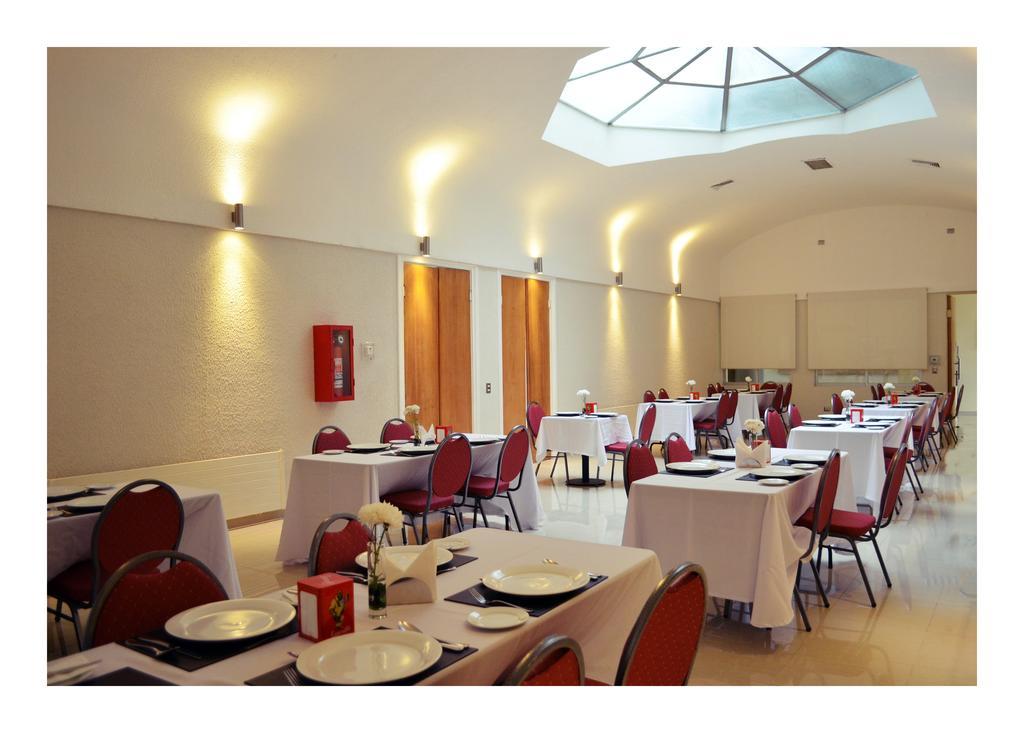 טלקה Hotel Plaza Cienfuegos מראה חיצוני תמונה